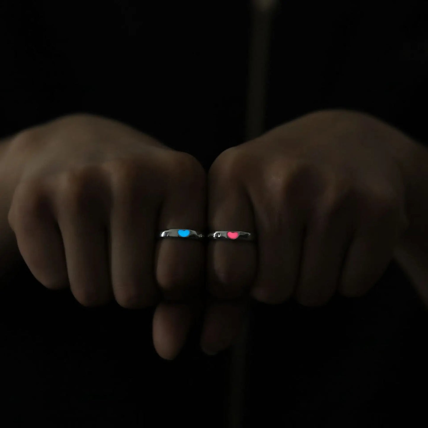 Nyvele Glowing Blue & Pink Heart Ring – Couple Jewelry for Couple